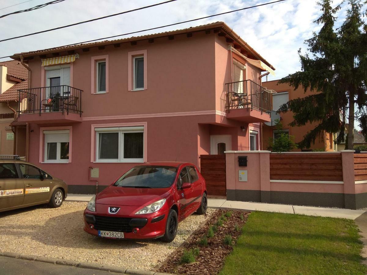 Dream Lux Apartman Hajduszoboszlo Exterior photo